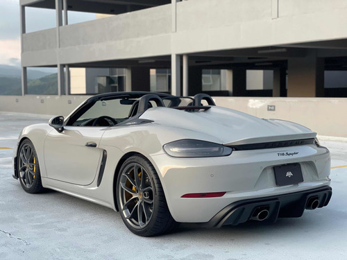 Imagen 10 de 14 de Porsche 718 Spyder