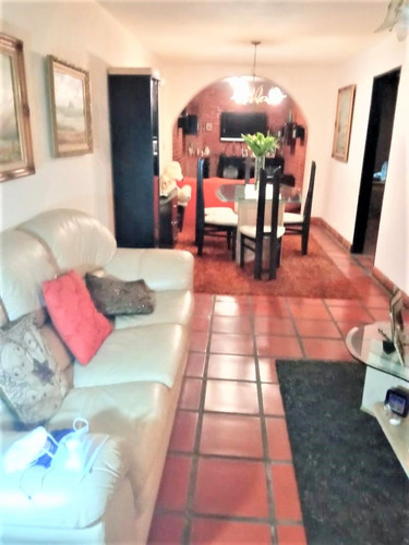 Imagen 2 de 17 de Townhouse Llano Alto Urb San Francisco