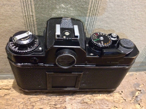 Câmera Nikon Fe Analógica 35mm Revisada Regulada Excelente (Usado)