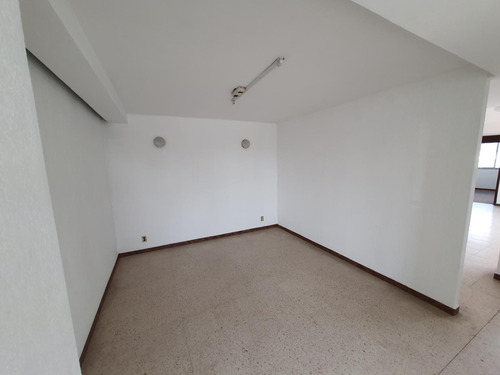 Edificio Comercial En Venta En La Colonia Gabriel Ramos Millán