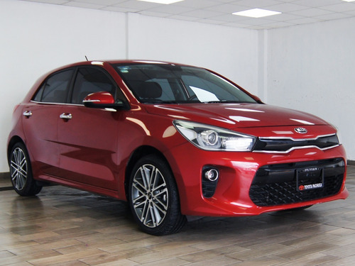 Imagen 3 de 15 de Kia Rio Hb Ex Pack 2019 Rojo
