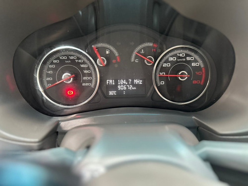 Fiat Palio ESSENCE 1.6 Flex 16V 5p