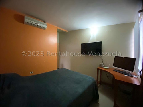 Imagen 8 de 30 de Hermosa Casa Ubicada En La Piedad Norte De Cabudare En Urbanismo Privado Las 24 Horas, En Venta. (código # 23-25277) /0-4-2-4- 5.5.6. 5.7. 5.9 _