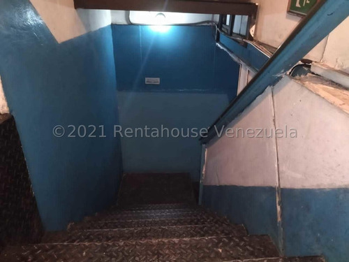 Imagen 11 de 12 de Marol Rentahouse Vende Local En Centro De Valencia 22-2669