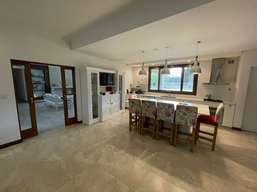 Casa En Alquiler Club De Campo Santa Irene Comarcas De Lujan