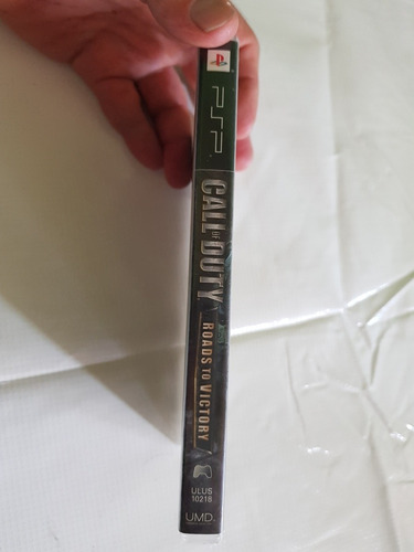 Call Of Duty Roads To Victory Psp Umd Original.