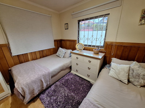 Excelente Casa De 4 Dormitorios En Los Almendros Reñaca