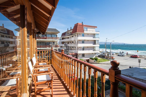 Casa En Venta De 14 Dorm. En Viña Del Mar