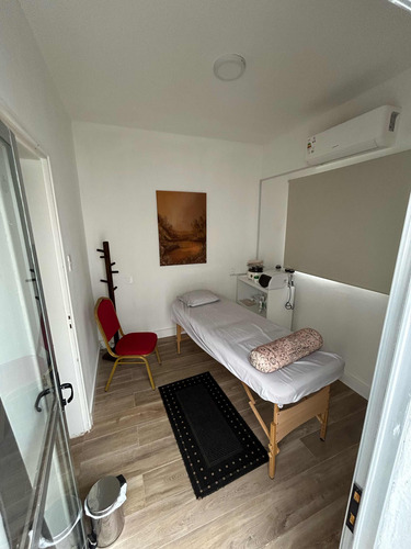 Casa En Venta A Pasos De La Rambla .