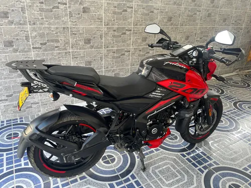Pulsar Ns 200 Fi