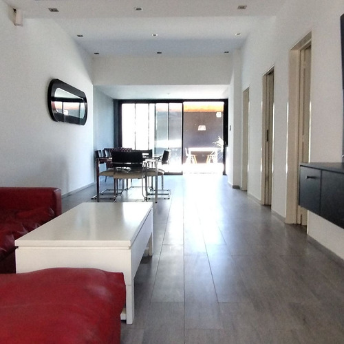 Lote En Venta Con Local Y Casa En Lote Propio En Centro Comenrcial De Villa Luzuriaga En Calle Principal Av. Arieta