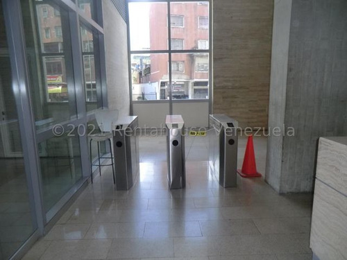 Imagen 8 de 11 de Oficina En Alquiler Los Dos Caminos Mls #21-20732 M.m