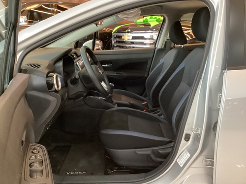 Nissan Versa 1.6 Advance Mt