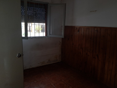 Paso Molino Casa Al Frente A 1 Cuadra De Avda Agraciada