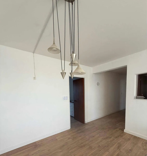 2 Dormitorios, Garage, Se Acepta Bhu, Impecable Apto