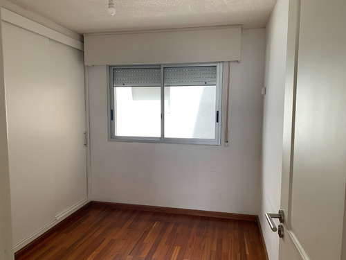 Hermoso Apartamento De Un Dormitorio A Una Cuadra De La Playa Pocitos