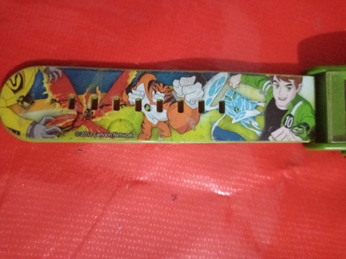 1 Reloj Digital Omnitrix De Ben 10 De Uso (Usado)