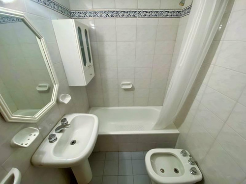 Imagen 11 de 19 de Fantástico Semipiso De 3 Ambientes Con Cochera En El Centro De Martinez.