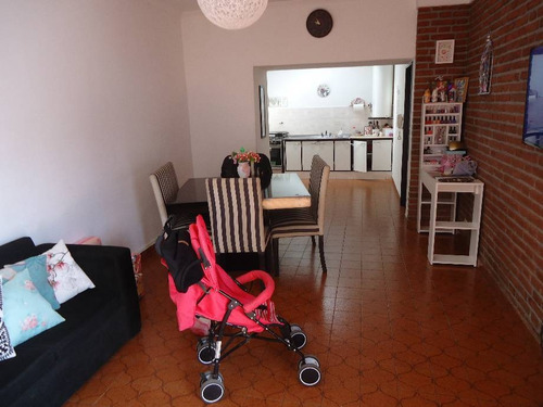 Imagen 8 de 12 de Casa Ph En Venta En Castelar Sur