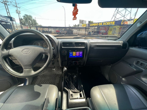 Imagen 10 de 18 de Toyota Meru