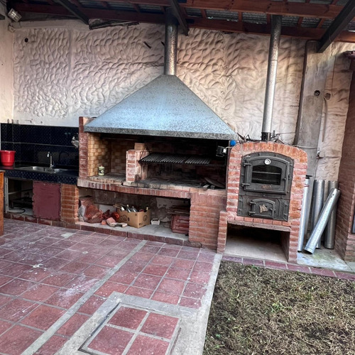 Local/deposito Con Oficinas Y Vivienda En Alquiler En Villa