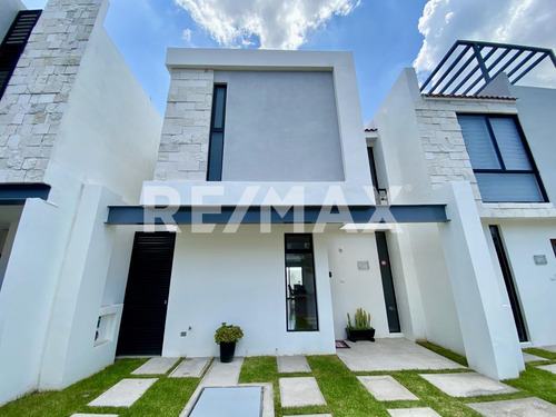 Casa En Venta En Condominio  Zibatá