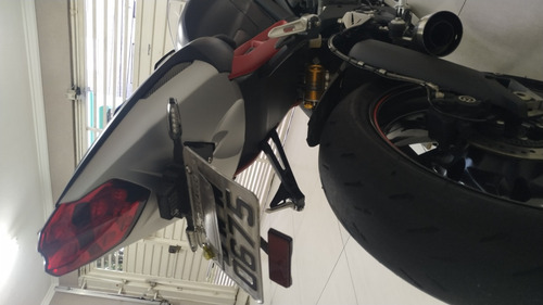 Triumph Daytona 675 R