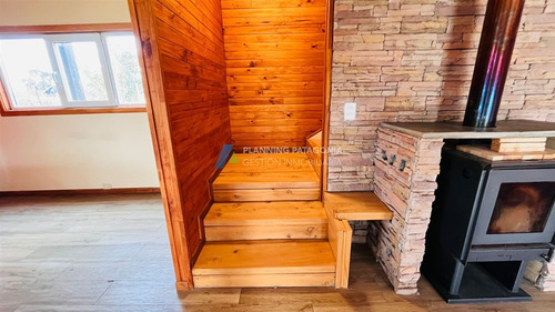 Casa En Venta De 4 Dorm. Con Vista Al Volcan En Frutillar