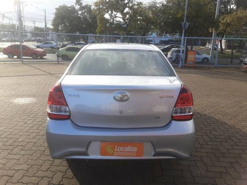 Imagem 2 de 11 de Toyota Etios 1.5 X Plus Sedan 16v Flex 4p Automático
