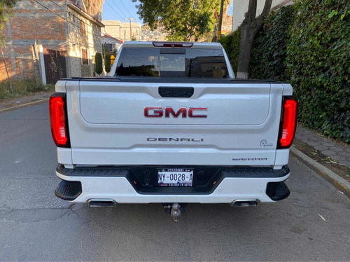 Imagen 5 de 14 de Gmc Sierra 2019 6.2 Denali Dvd At