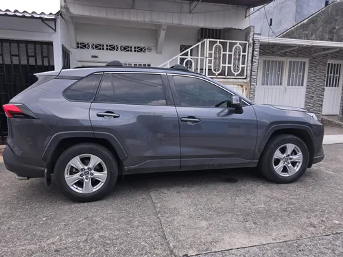 Toyota RAV4 2.0 Xle 4X2 Cvt
