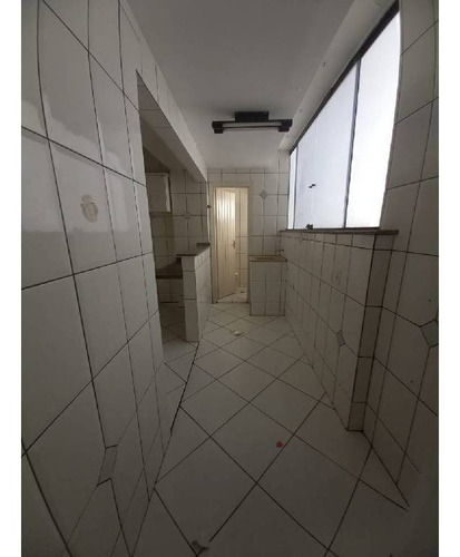 Imagem 2 de 27 de Atrás Do Hotel Taiamã - Av. Do Cpa - 24149