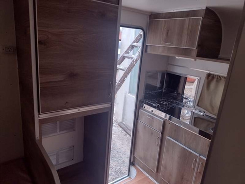 Imagen 4 de 14 de Casa Rodante Kaisen 520 Doble Eje Para 5 Personas En Stock