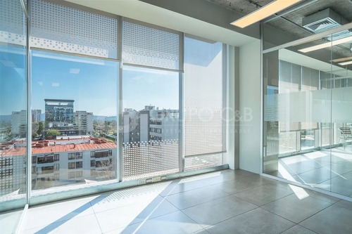 Moderna Oficina 3 Privados 2b Prox L 7 De Metro En Vitacura