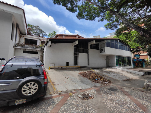 Terreno En Venta En Av. Principal De El Cafetal 1.100m2
