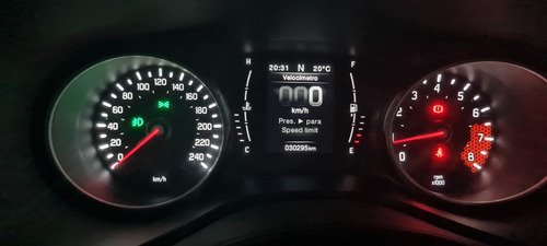 Imagem 11 de 15 de Fiat Toro - 2020/2021 - S-design