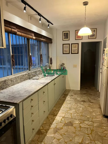 Venta Apartamento Pocitos, Rambla 220 M2,3dorm, 4 Baños Y Gge