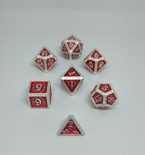 Set Dados De Metal X 7 Rol - #4 Rojo Con Bordes Y Números Plateados
