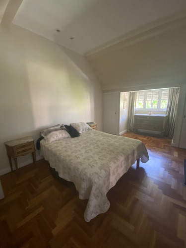 Imagen 21 de 30 de Importante Chalet En Lo Mejor De Guemes - 6 Amb Con Piscina Climatizada!