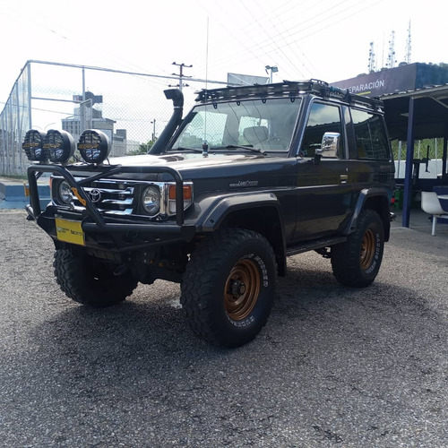 Toyota Macho Land Cruiser