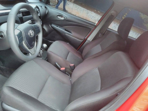 Imagem 7 de 10 de Toyota Etios 1.3 X 16v Flex 4p Manual