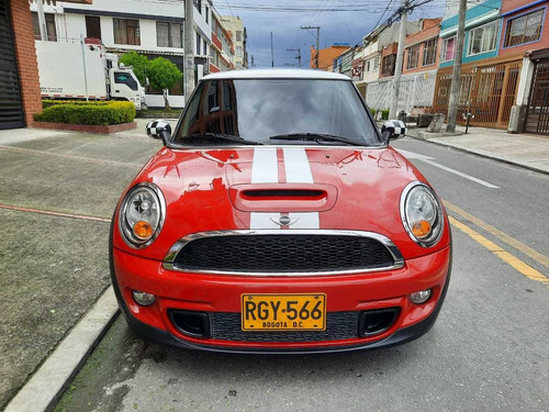 Mini Cooper 2011 1.6 R56 S Coupe 175 Hp