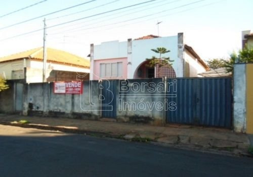 Imagem 1 de 5 de Venda De Casas / Padrão Na Cidade De Araraquara 6032