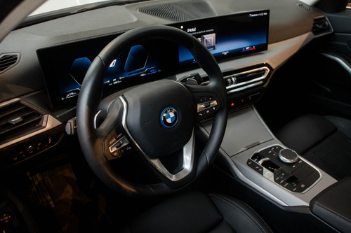 Bmw 330e Urban 2024