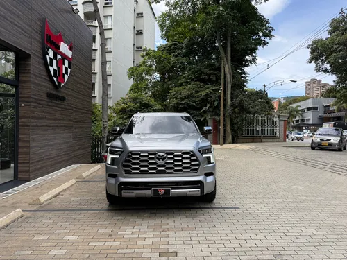 Toyota Sequoia 3.4 V6 Capstone