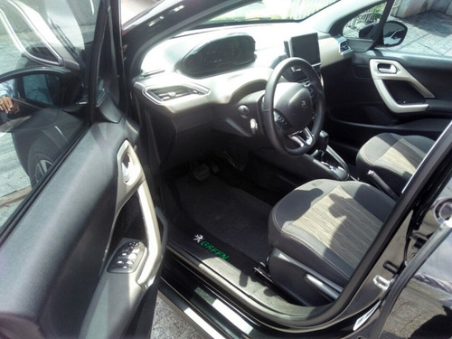 Peugeot 2008 2019/2020 4d13