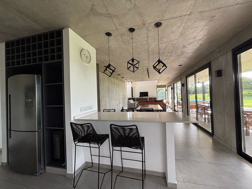Casa En Venta En El Cantón, Escobar, G.b.a. Zona Norte