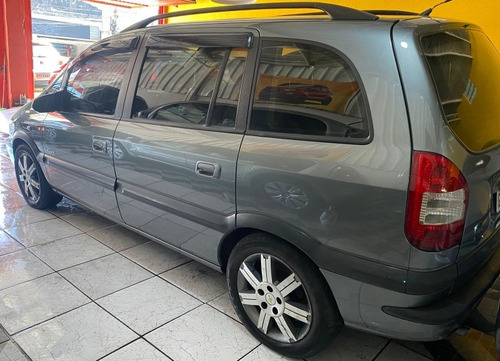 Imagem 5 de 11 de Chevrolet Zafira 2012 2.0 Elegance Flex Power Aut. 5p