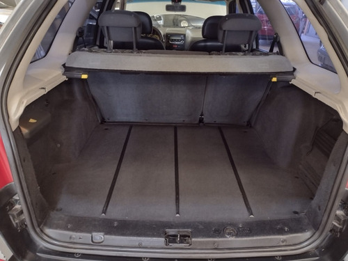 Imagen 6 de 7 de Fiat Palio Adventure 1.8 2007