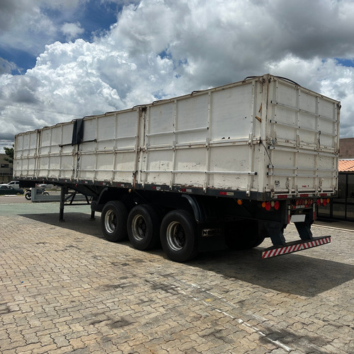 Carreta Graneleira Ls C/pneus